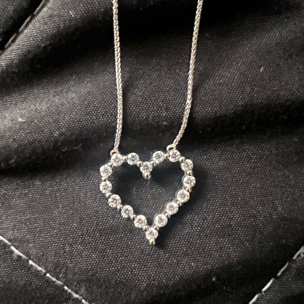 RW Fine Little Posie Charlie Cloud Floating Diamond Heart Necklace 0.56 ctw